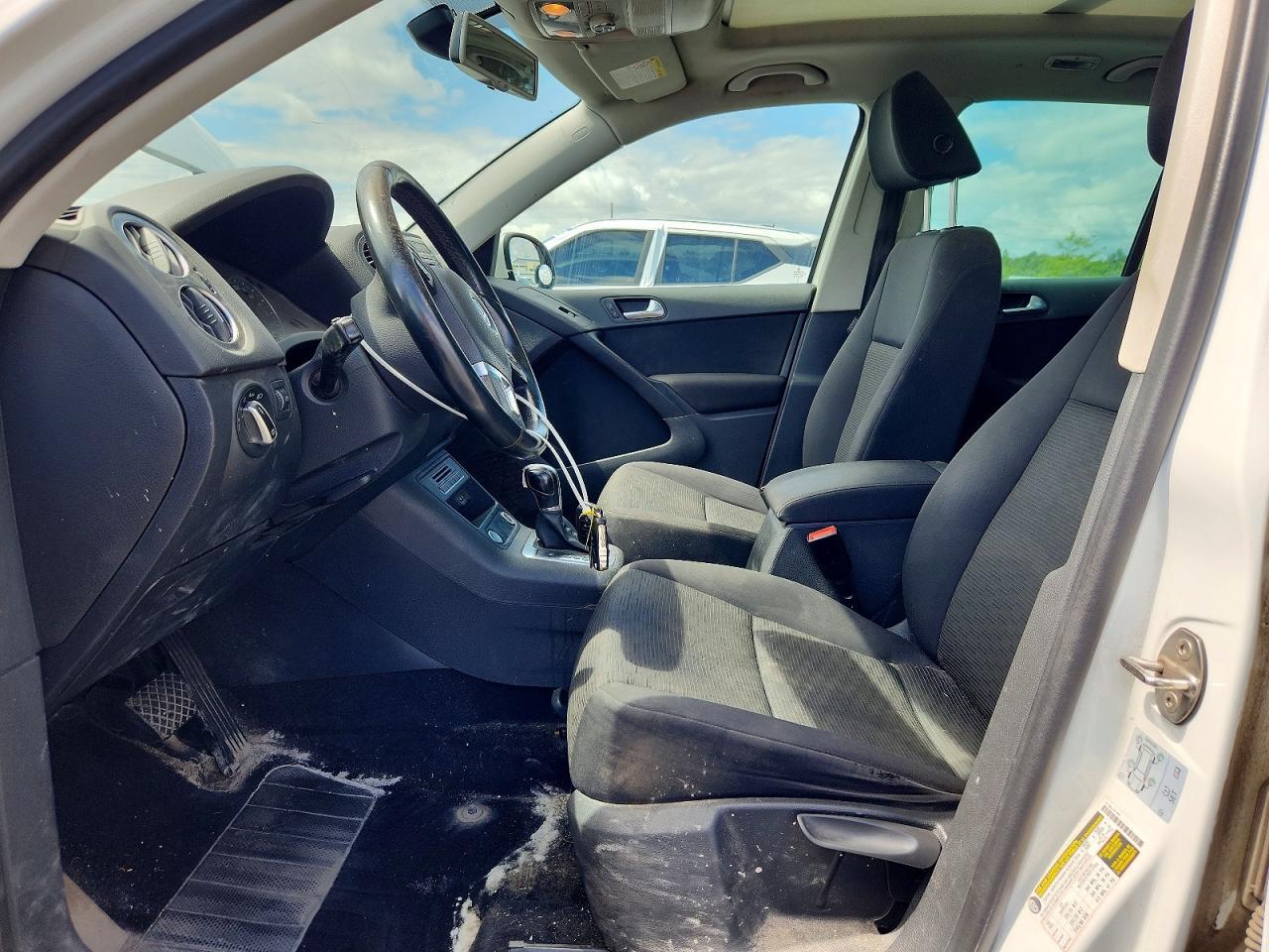 2016 VOLKSWAGEN TIGUAN COMFORTLINE — Фото 7 из 13