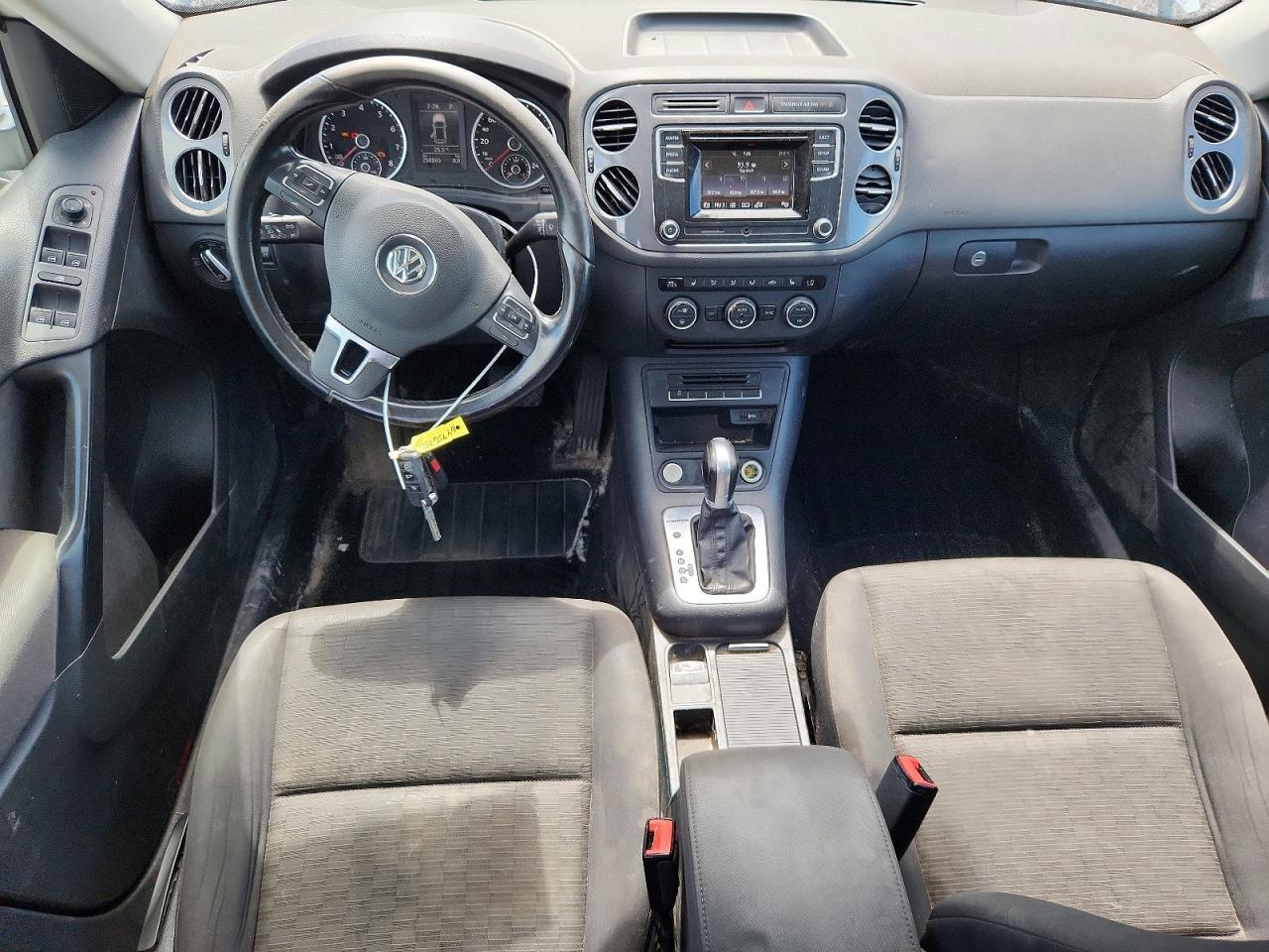 2016 VOLKSWAGEN TIGUAN COMFORTLINE — Фото 8 из 13