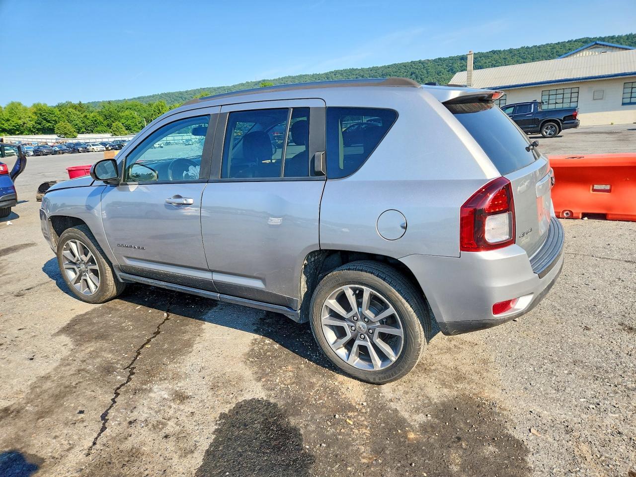 2016 JEEP COMPASS SPORT — Фото 2 из 13