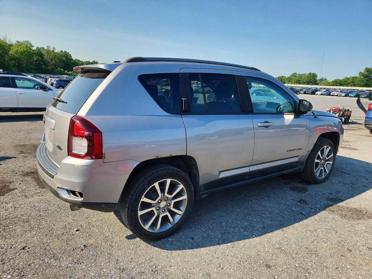 2016 JEEP COMPASS SPORT — Фото 3 из 13