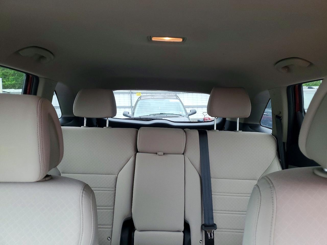 2016 KIA SORENTO LX — Фото 10 из 13