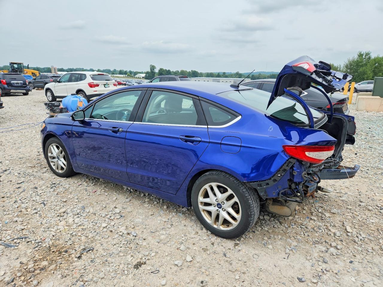 3FA6P0H73GR388283 2016 FORD FUSION photo no. 2