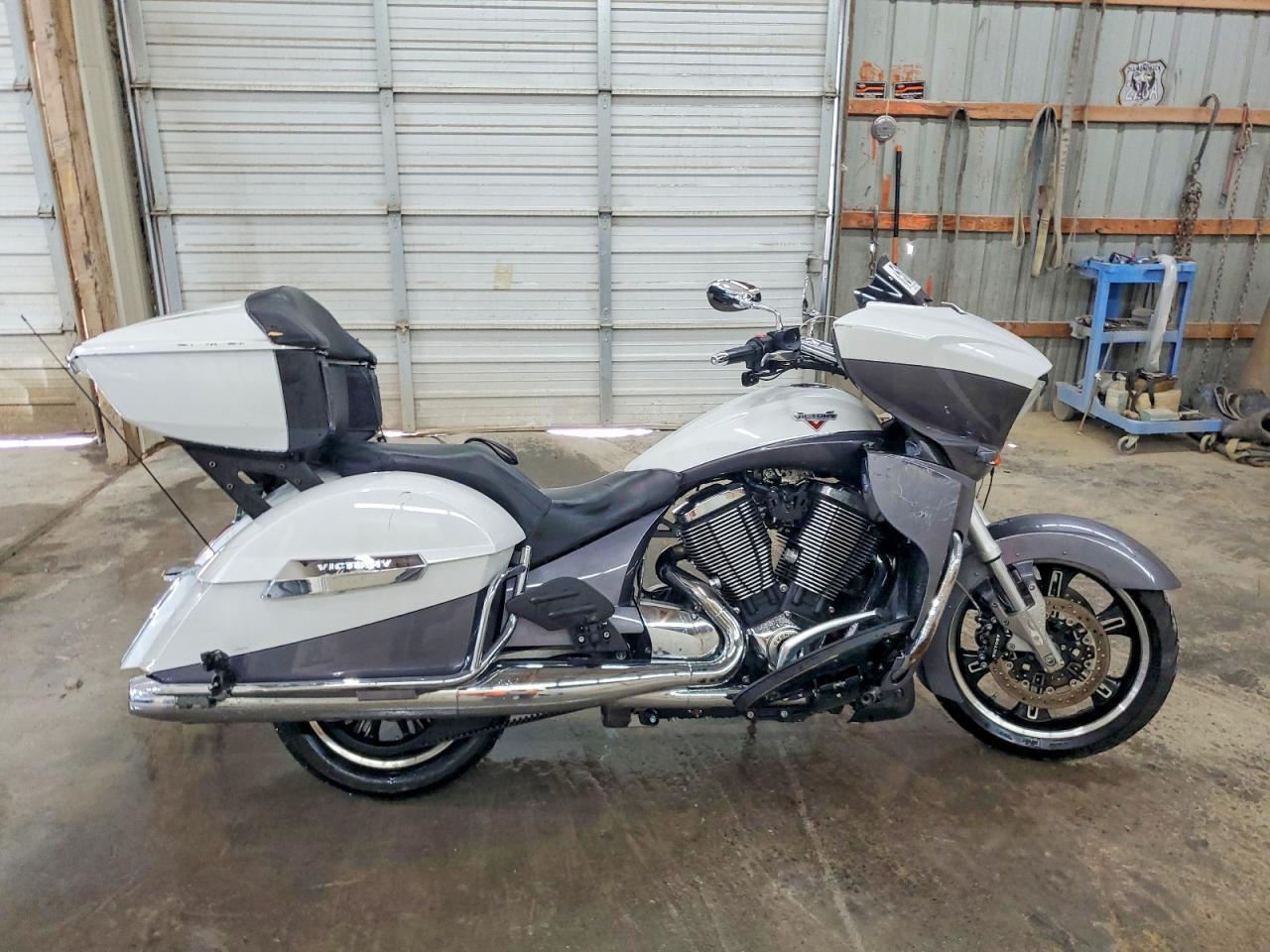 2016 VICTORY MOTORCYCLES CROSS COUNTRY 5VPTW36N1G3049315