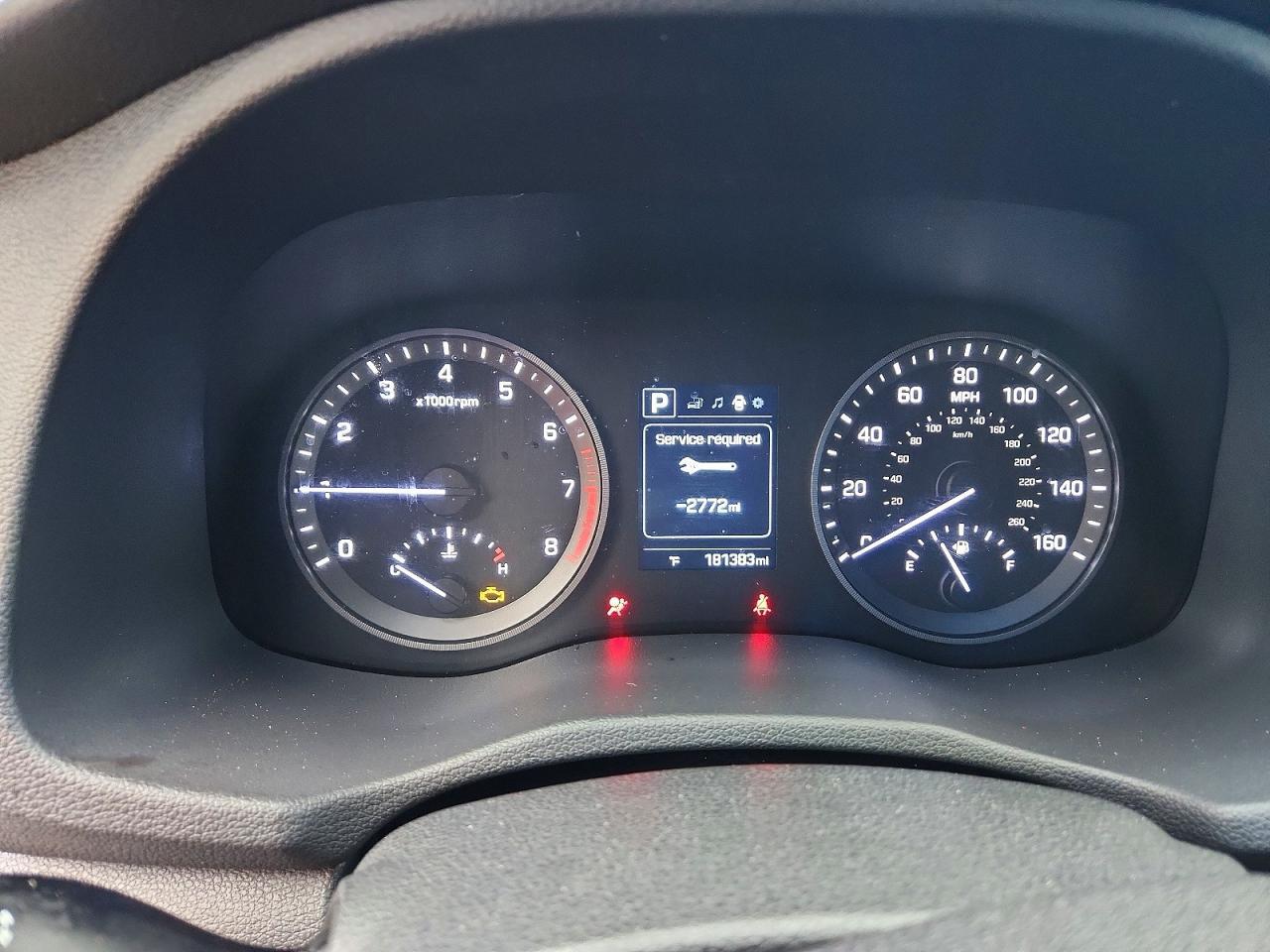 2016 HYUNDAI TUCSON SE — Фото 9 из 13