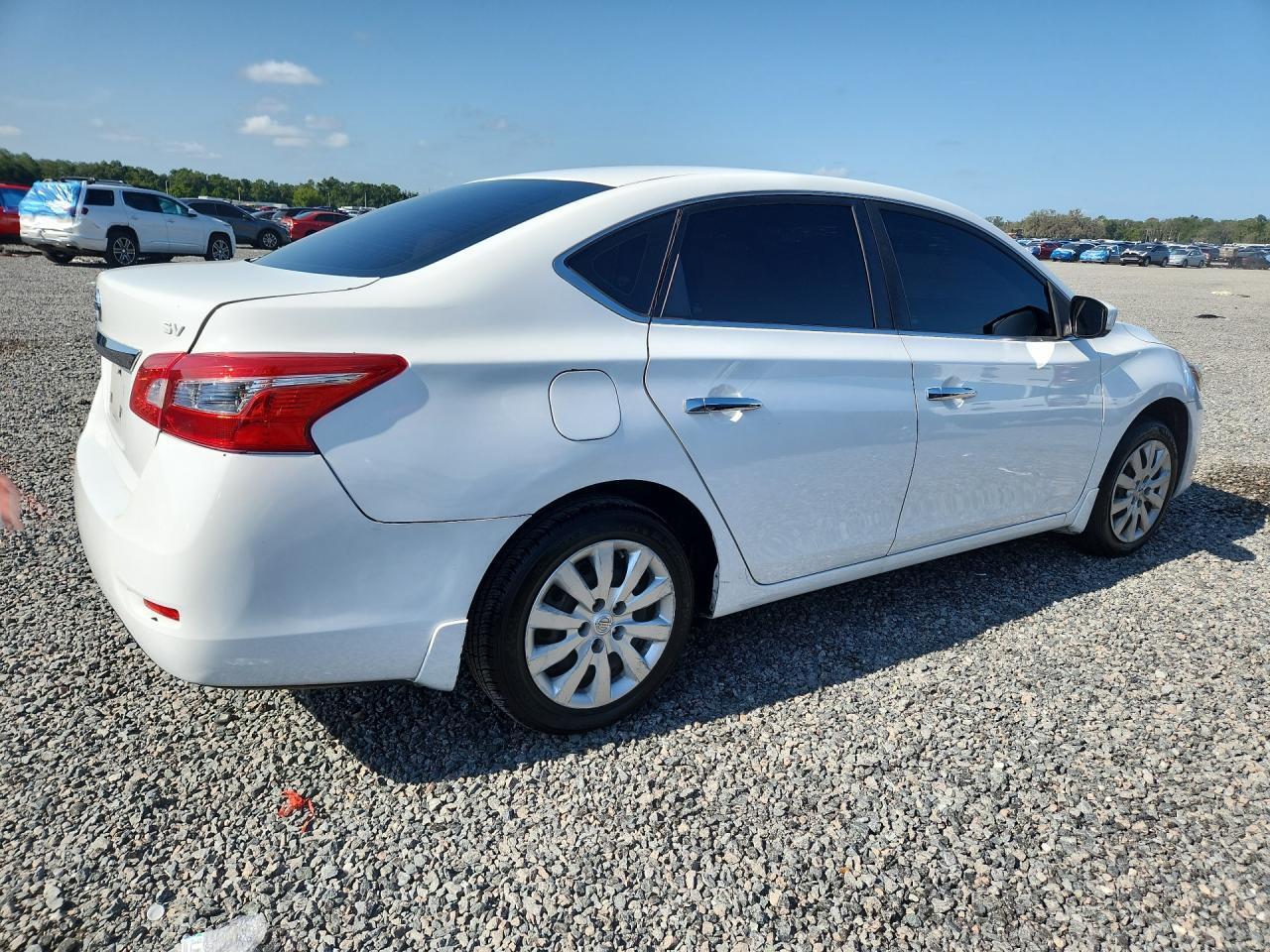 2016 NISSAN SENTRA S — Фото 3 из 12