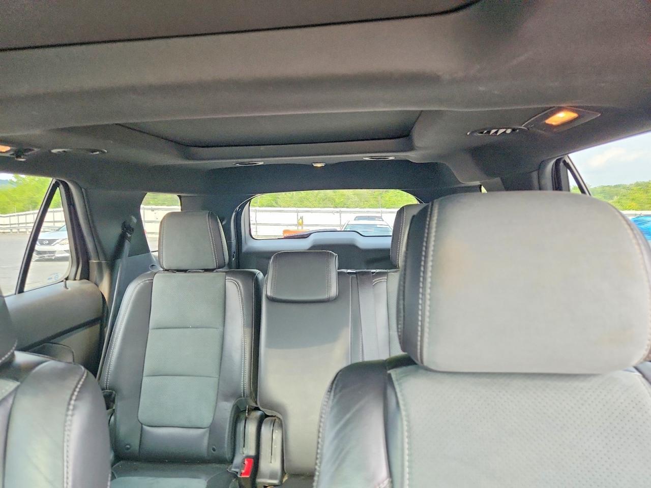 2015 FORD EXPLORER XLT — Фото 10 из 13