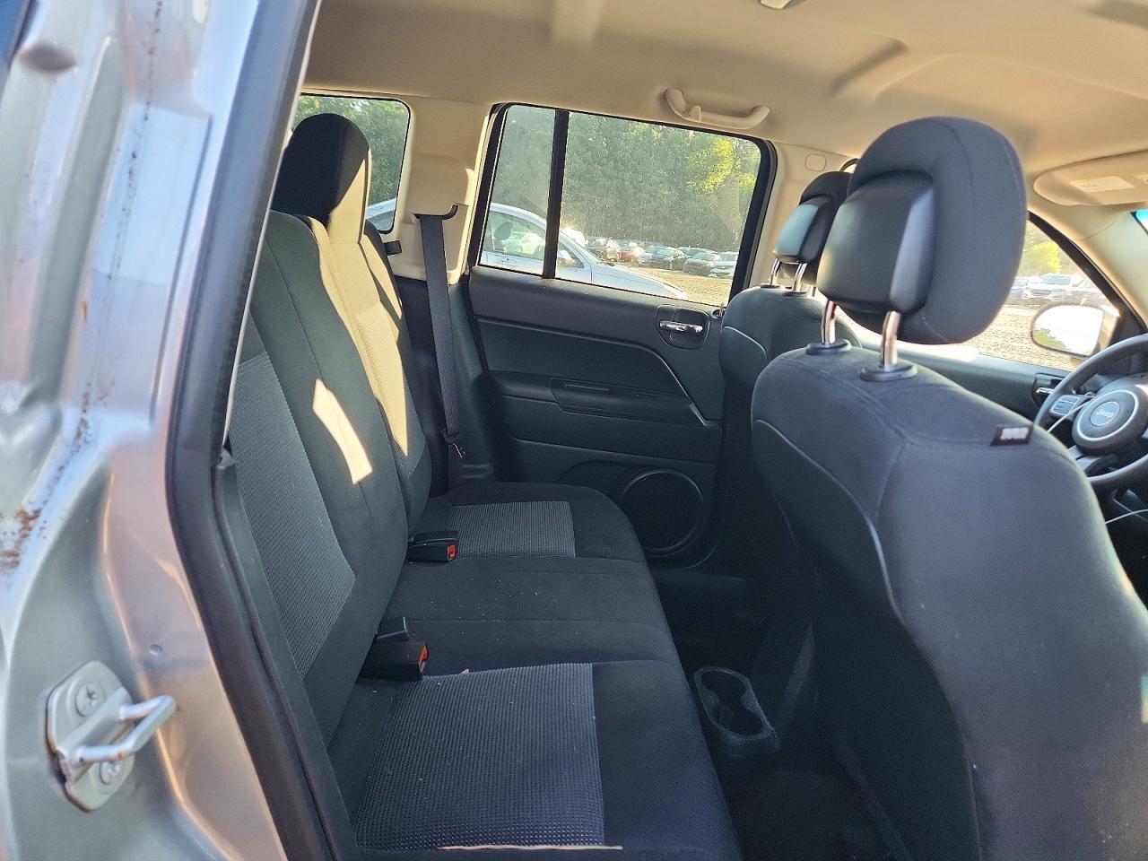 1C4NJDBB9FD292094 2015 JEEP COMPASS photo no. 11