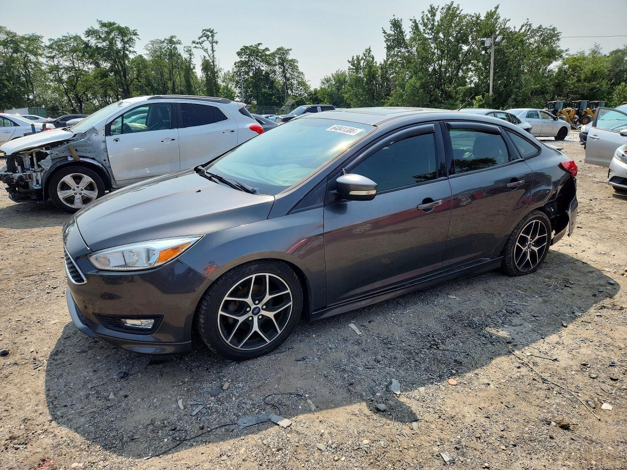 1FADP3F24FL237885 2015 FORD FOCUS photo no. 1
