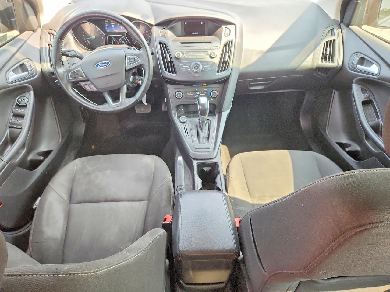 1FADP3F24FL237885 2015 FORD FOCUS photo no. 8