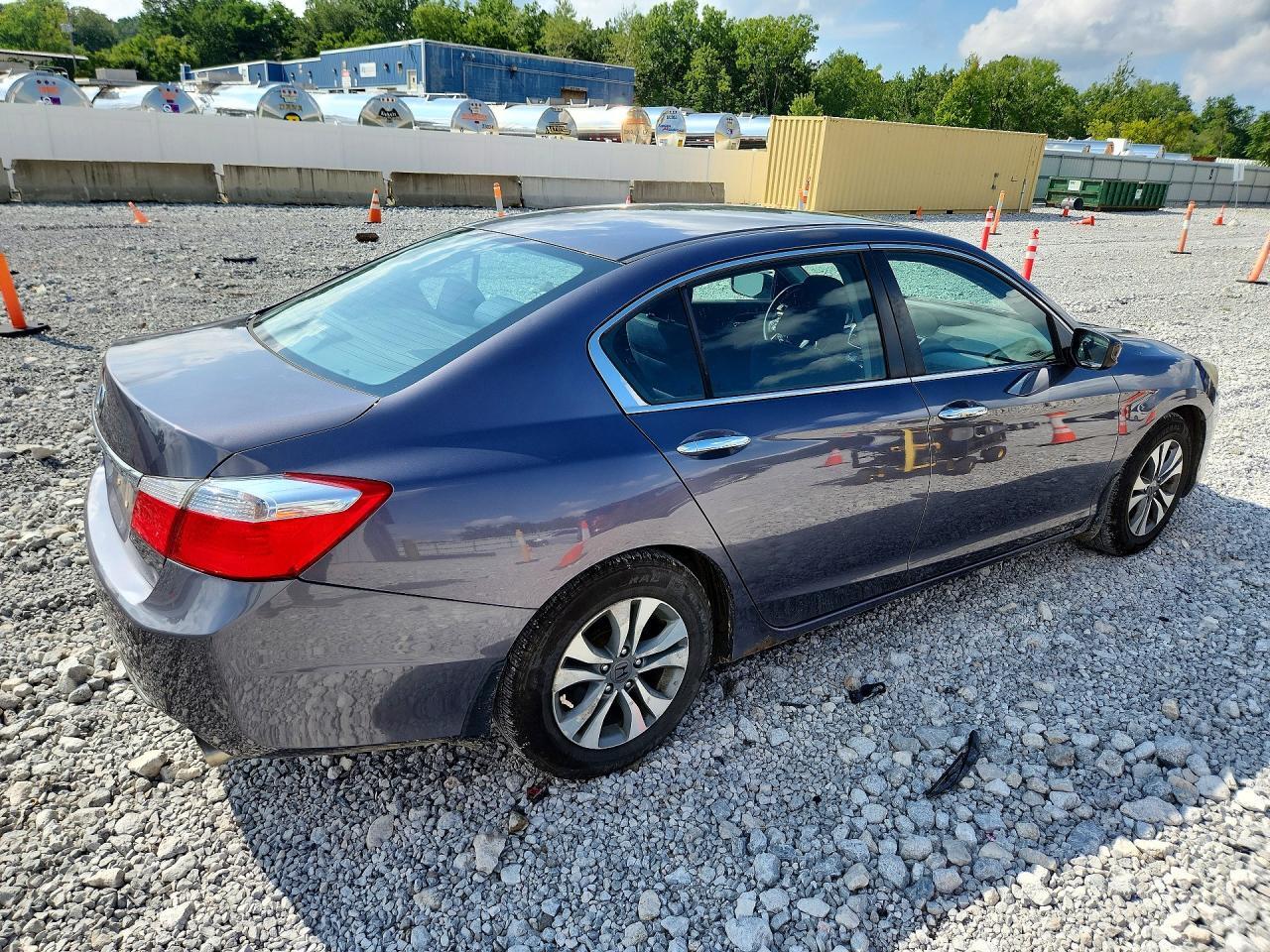 2015 HONDA ACCORD LX — Фото 3 из 12