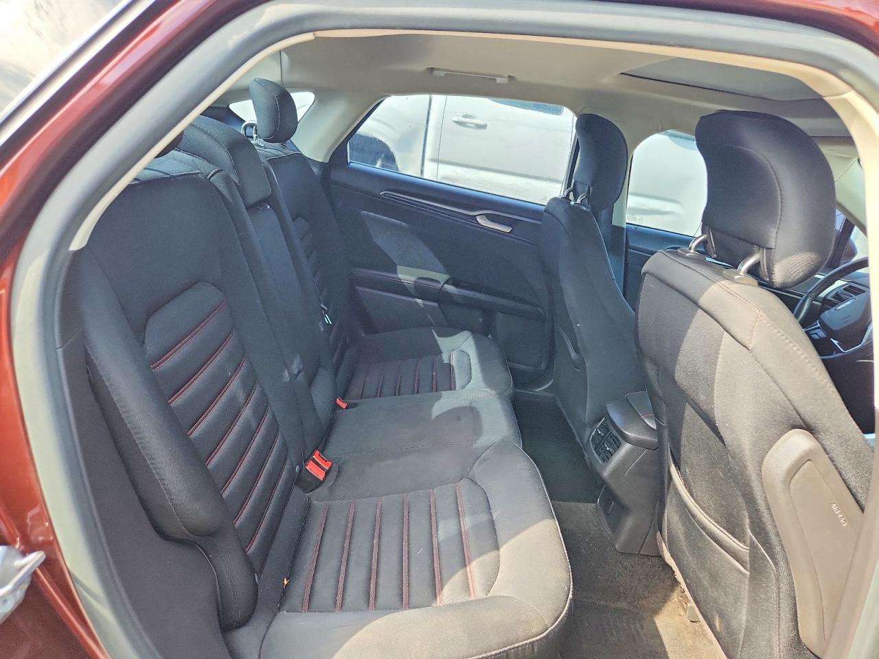 2015 FORD FUSION SE — Фото 10 из 13