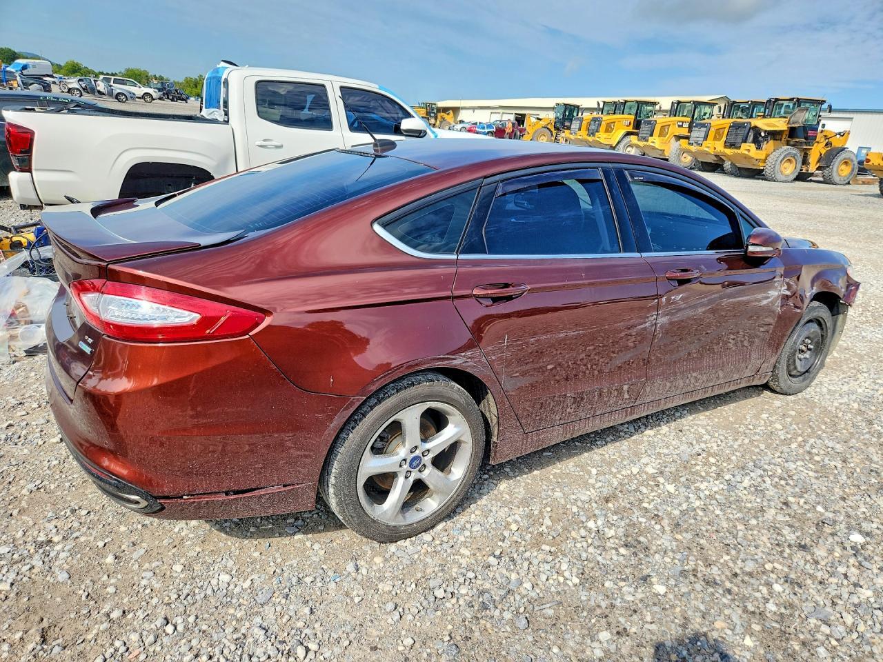 2015 FORD FUSION SE — Фото 3 из 13