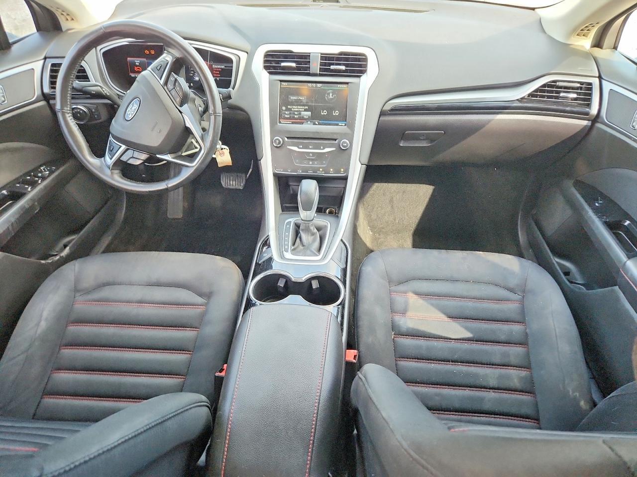 2015 FORD FUSION SE — Фото 8 из 13