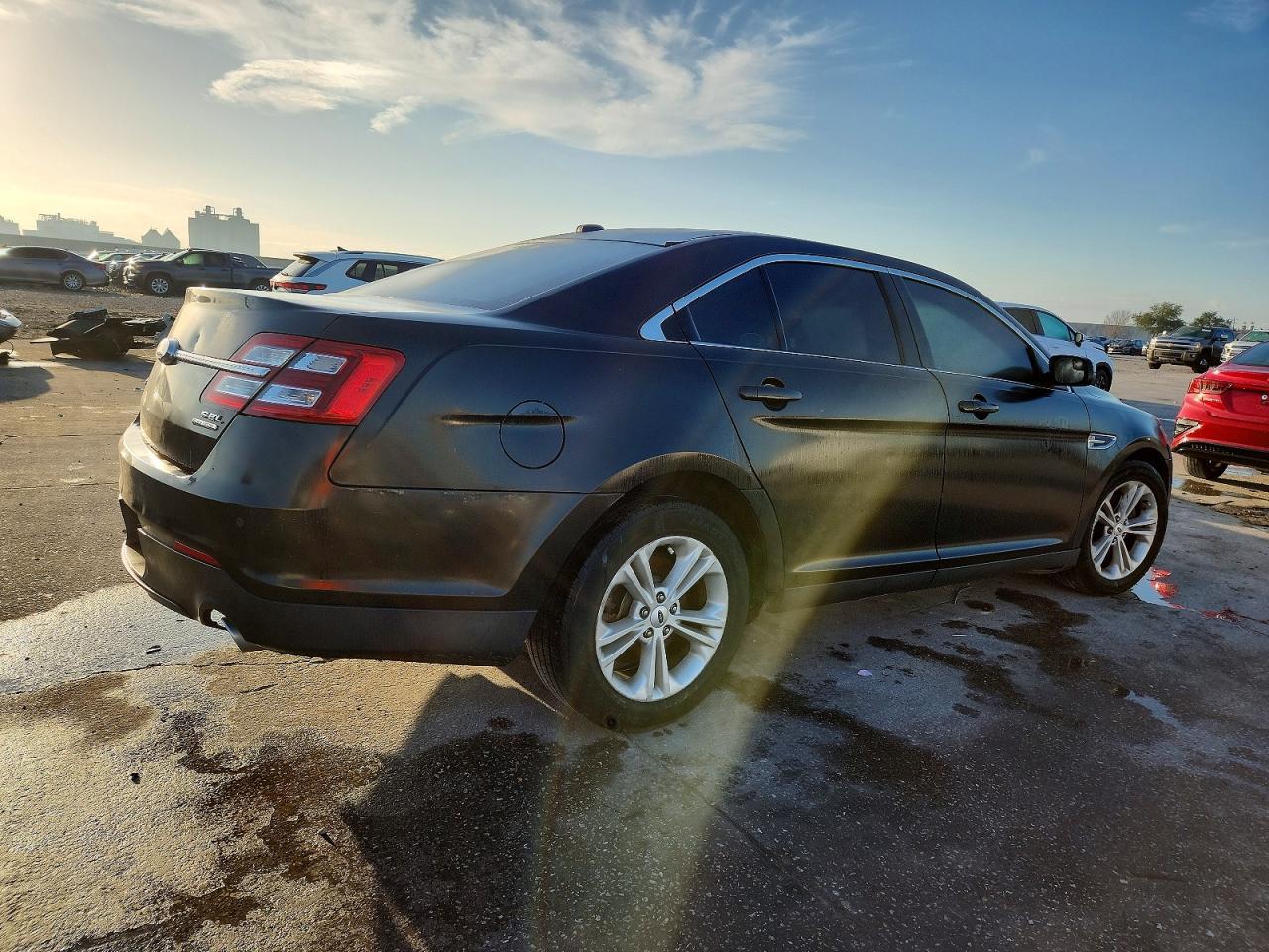 1FAHP2E82FG174859 2015 FORD TAURUS photo no. 3
