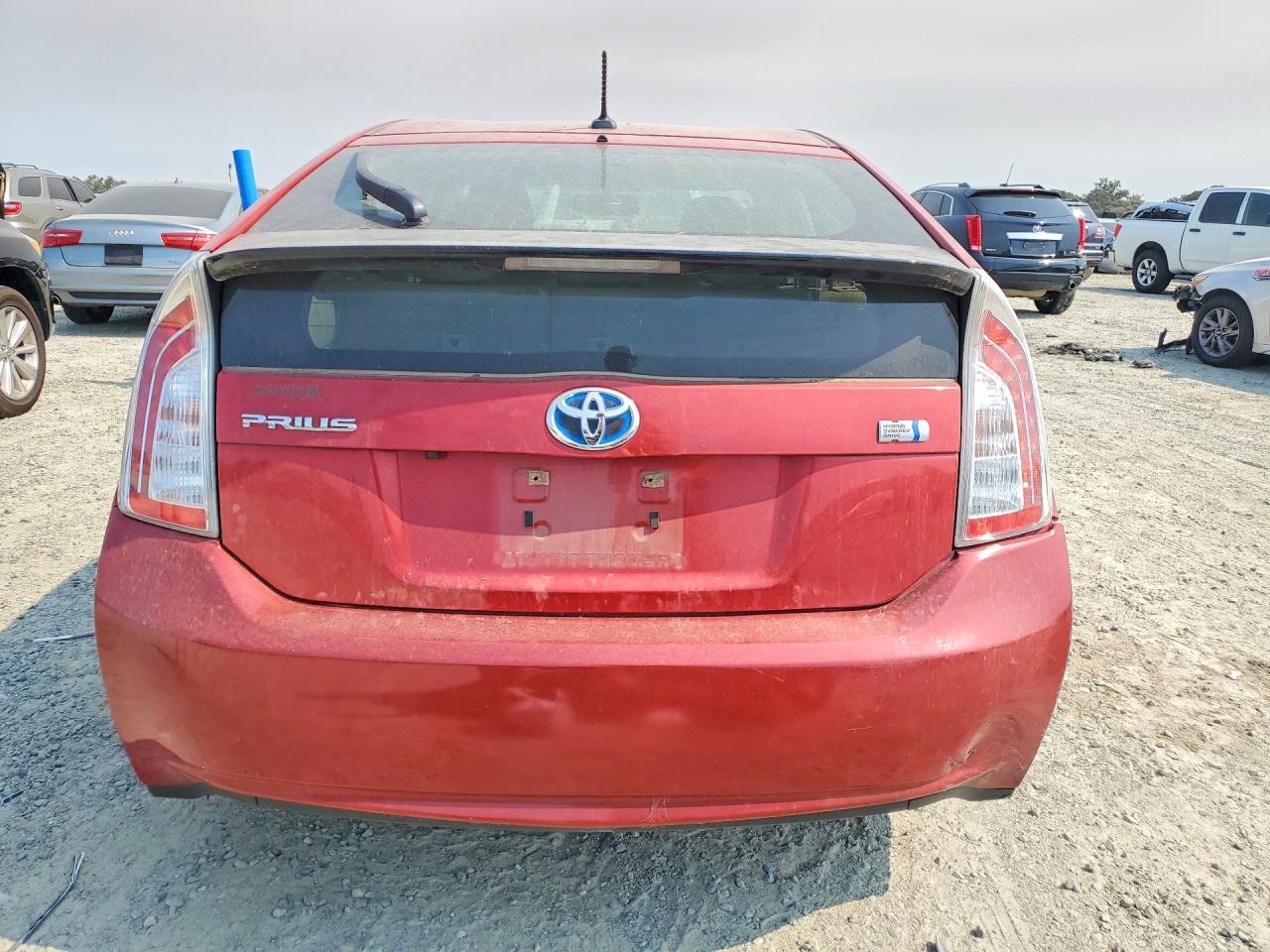 2015 TOYOTA PRIUS FOUR — Фото 6 из 13
