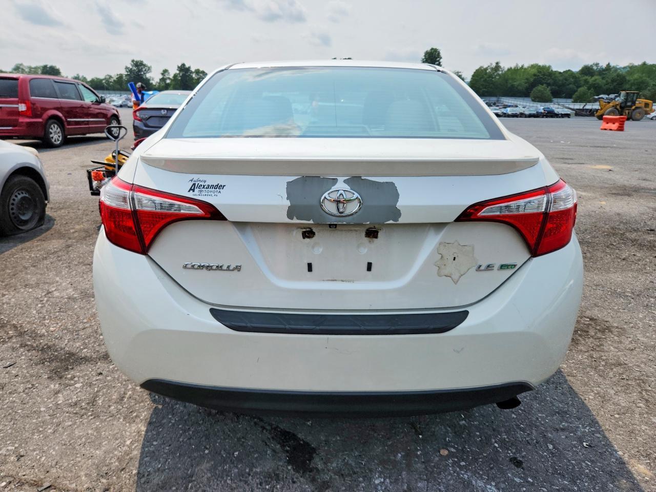 2014 TOYOTA COROLLA LE ECO — Фото 6 из 12