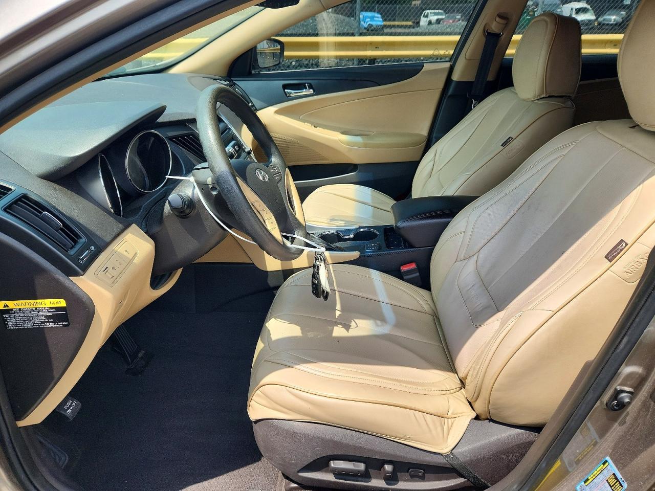 2014 HYUNDAI SONATA GLS — Фото 7 из 12