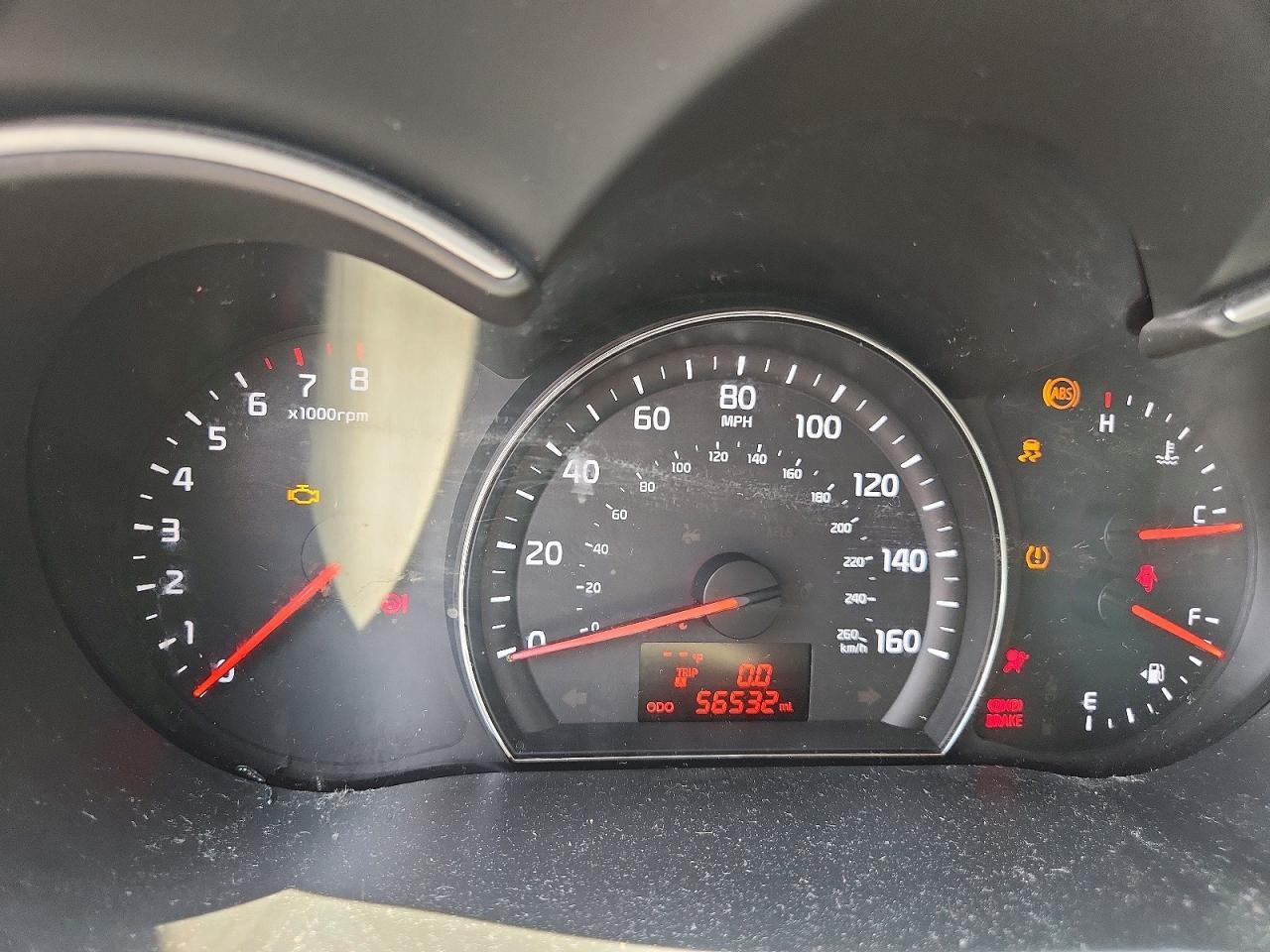 2014 KIA SORENTO LX — Фото 9 из 14
