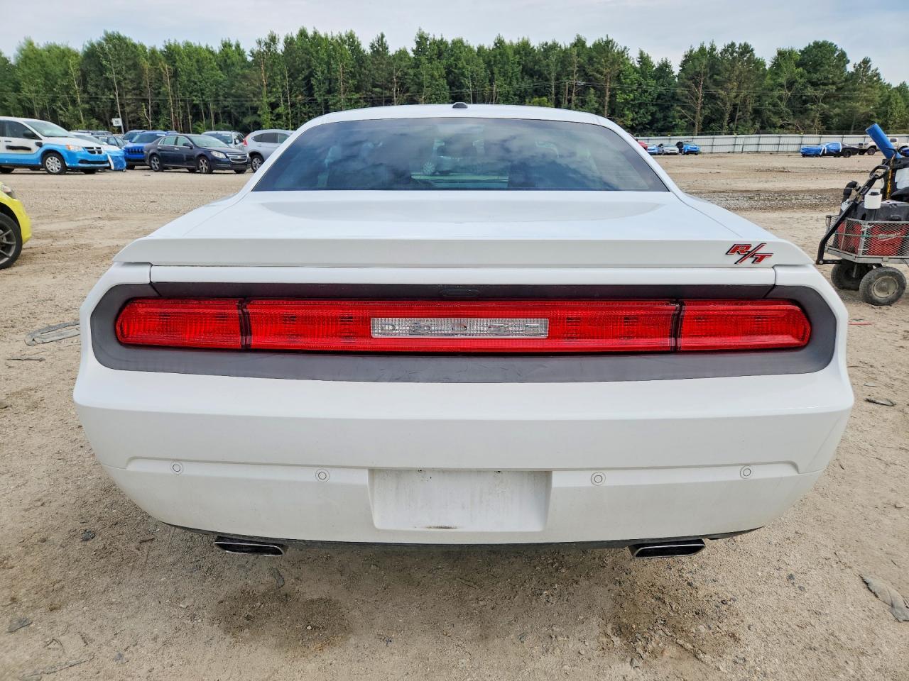 2014 DODGE CHALLENGER R/T — Фото 6 из 13
