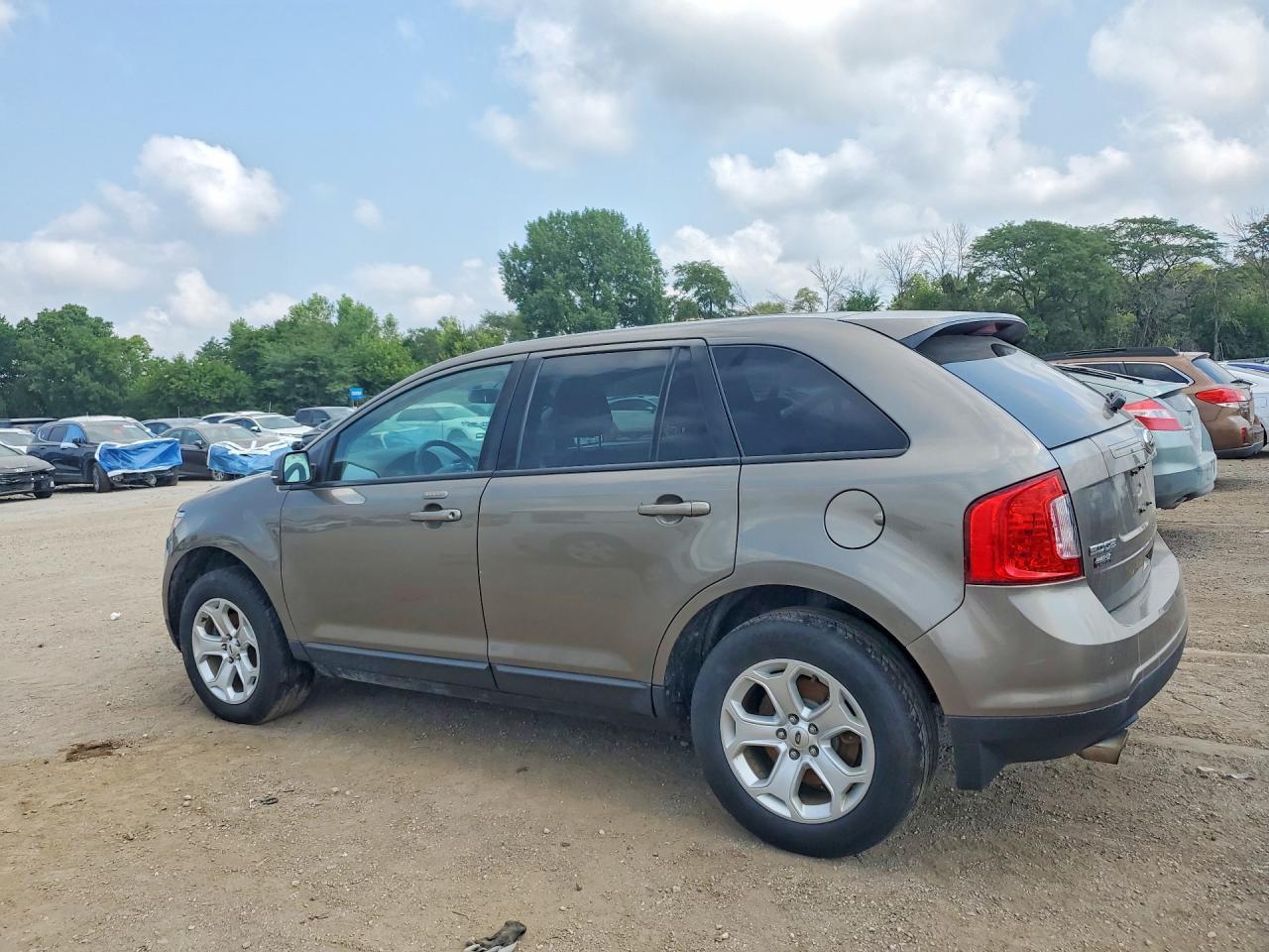 2FMDK4JCXEBB21695 2014 FORD EDGE photo no. 2