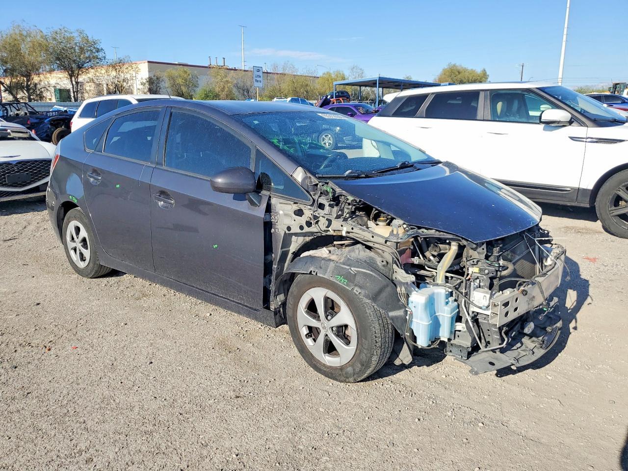 2014 TOYOTA PRIUS TWO — Фото 4 из 14