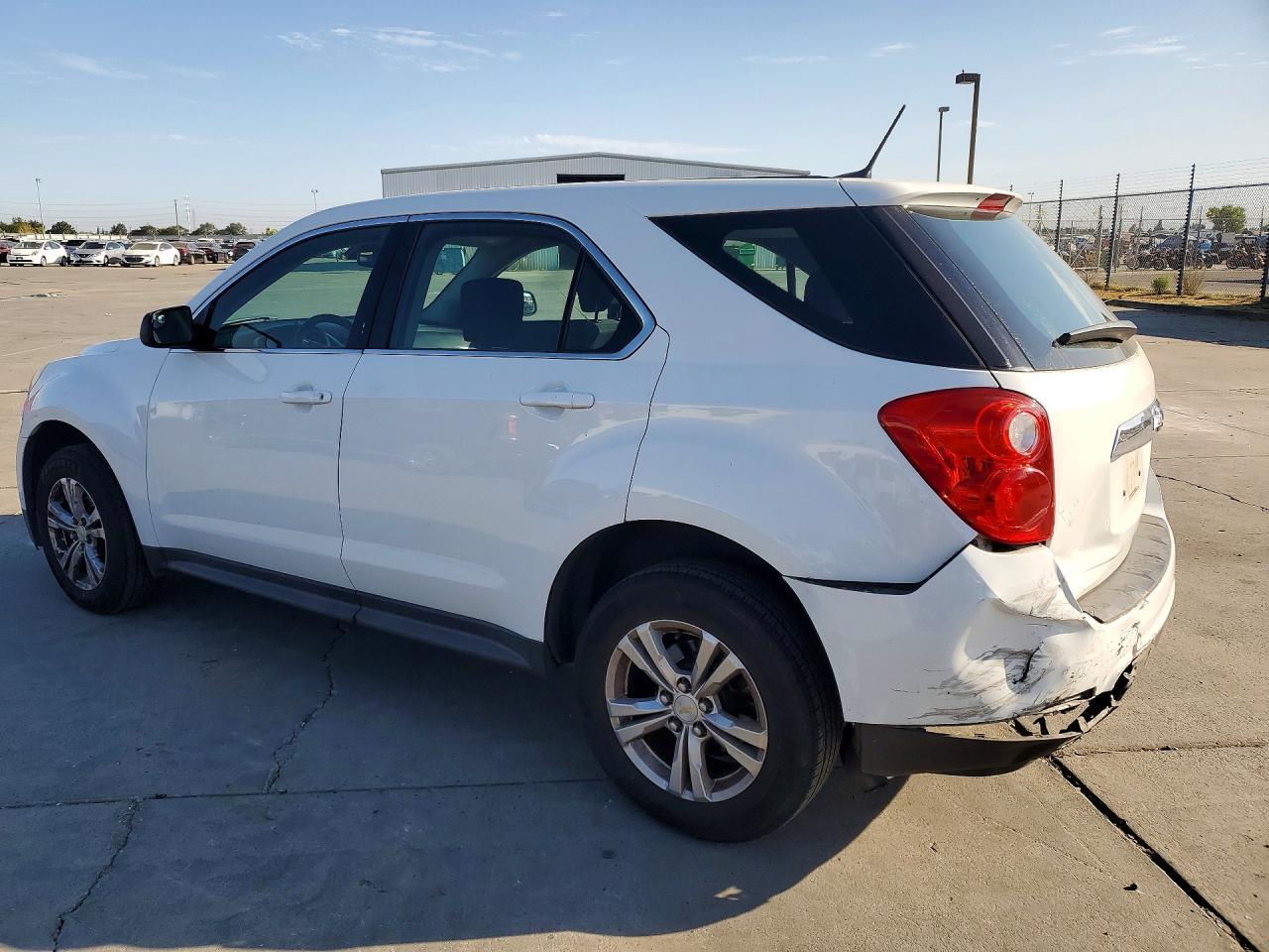 2014 CHEVROLET EQUINOX LS — Фото 2 из 13