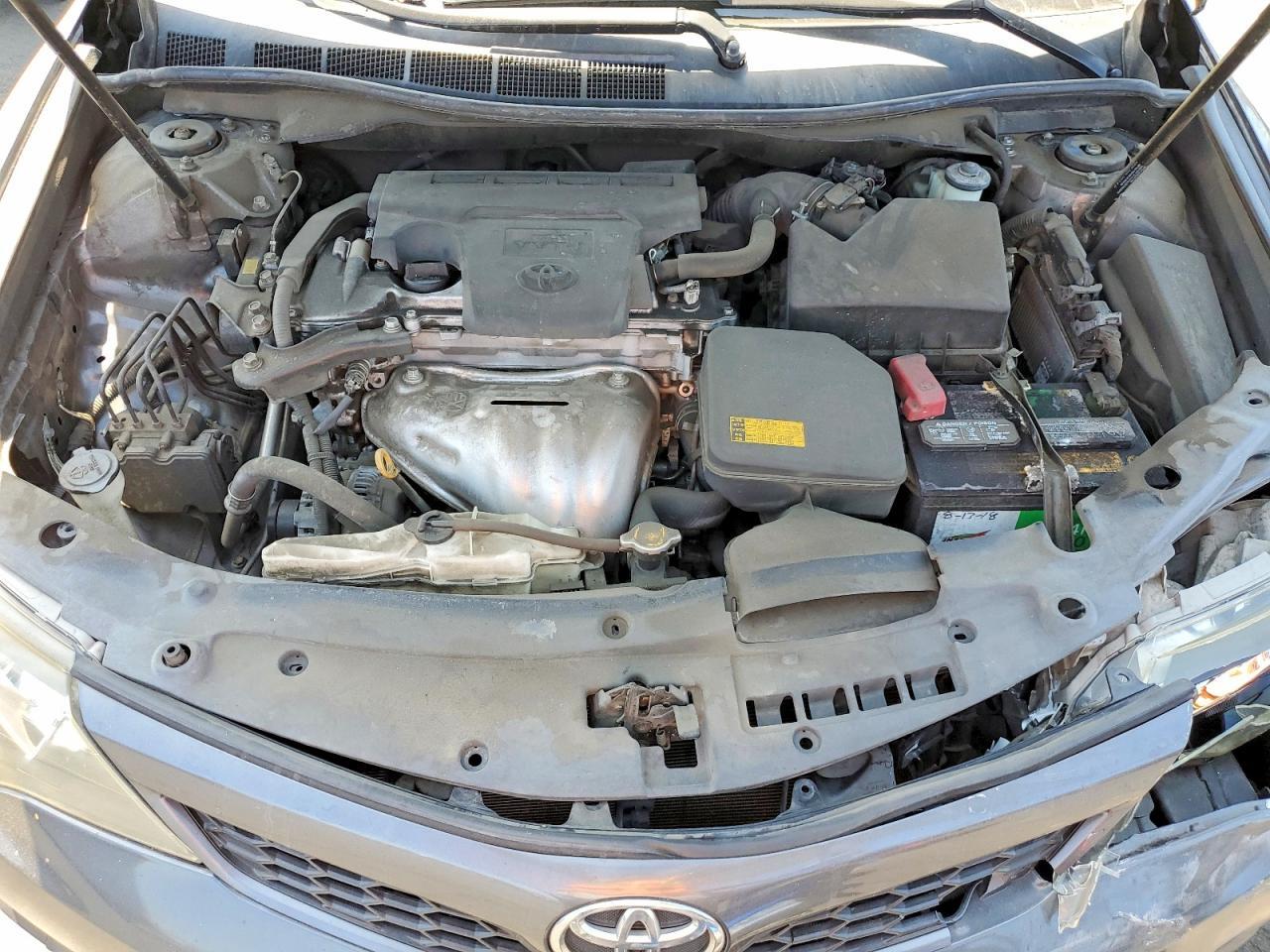 2014 TOYOTA CAMRY SE — Фото 11 из 12