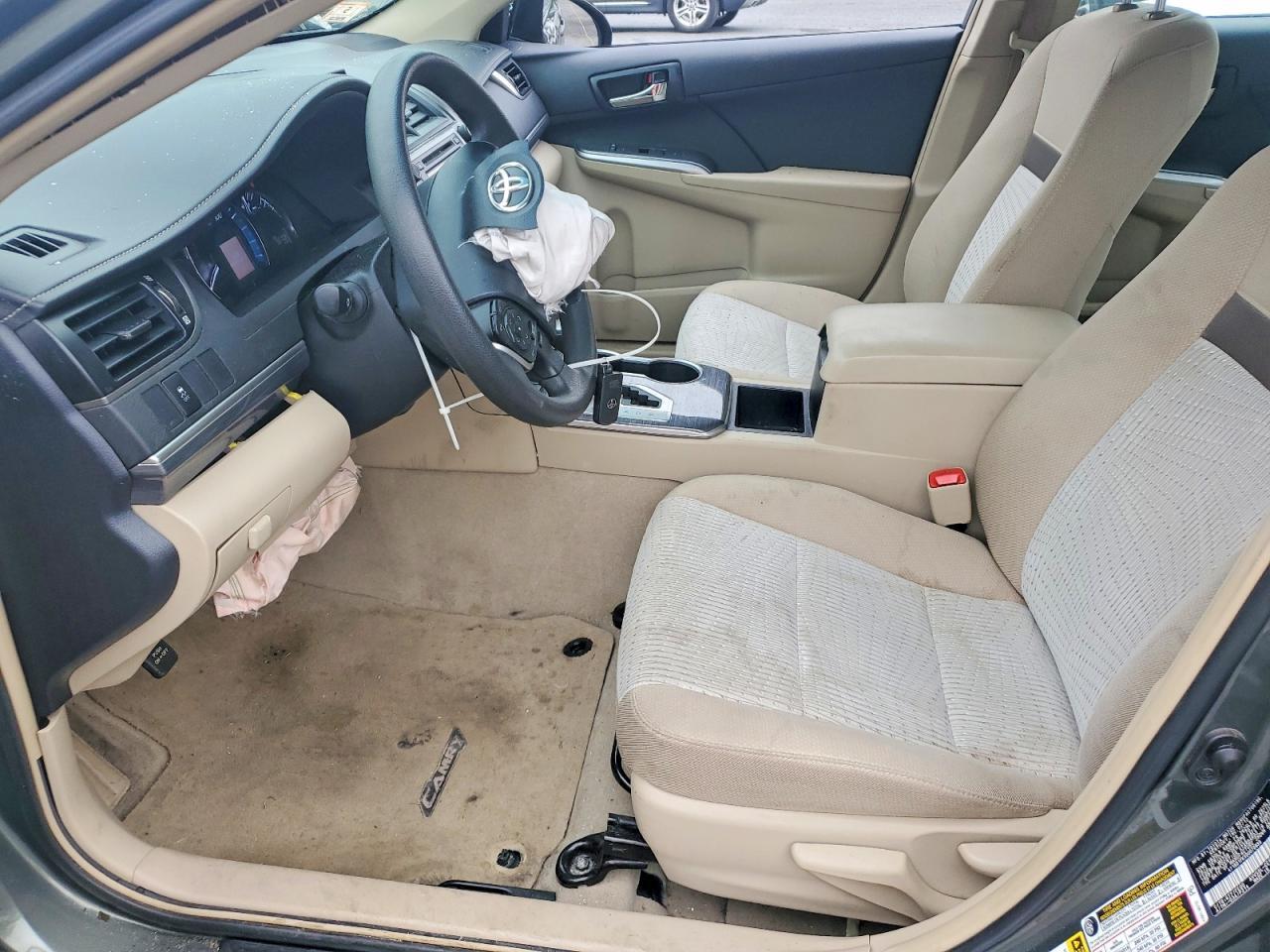 2013 TOYOTA CAMRY HYBRID LE — Фото 7 из 12