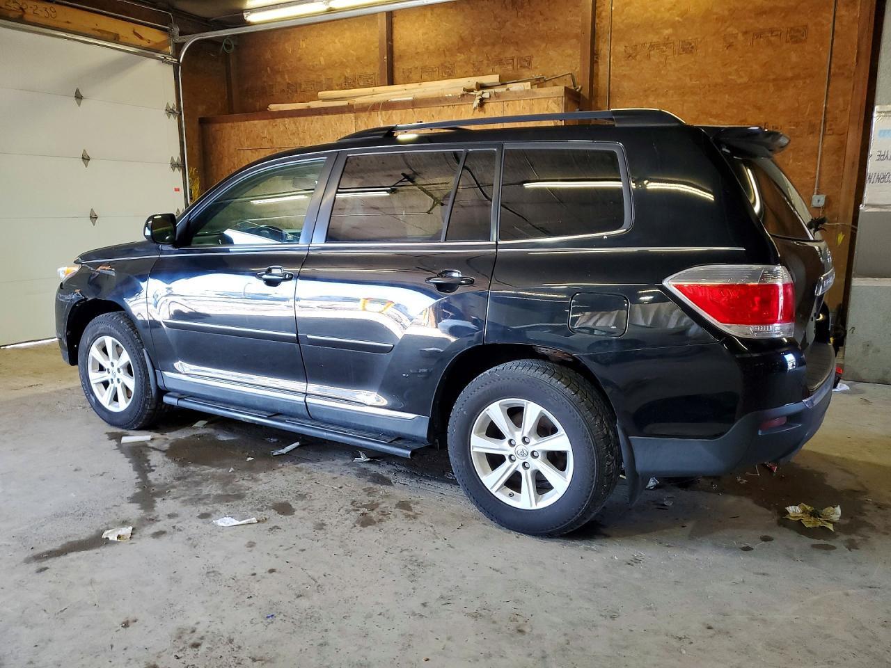 5TDBK3EH2DS232413 2013 TOYOTA HIGHLANDER photo no. 2