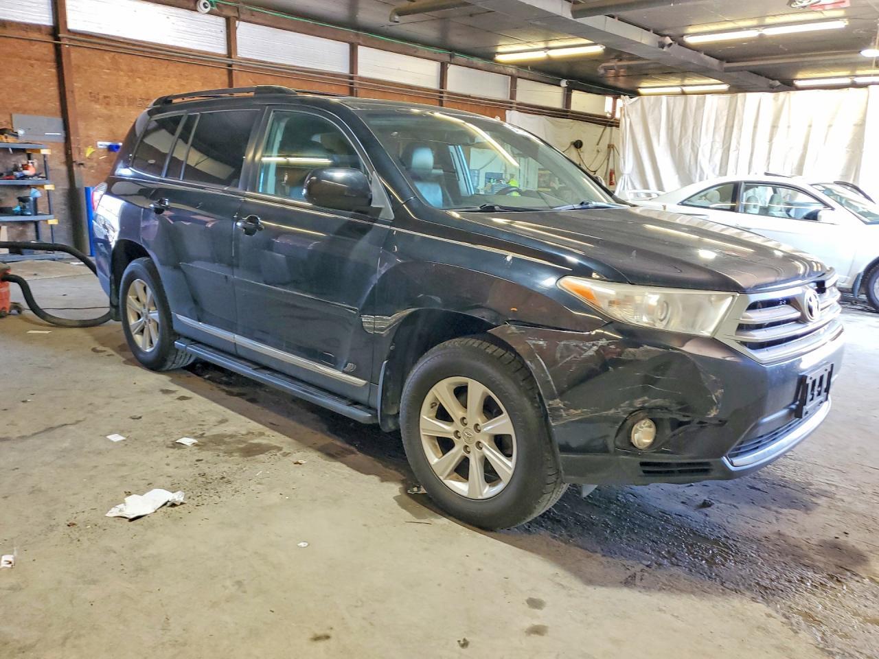 5TDBK3EH2DS232413 2013 TOYOTA HIGHLANDER photo no. 4