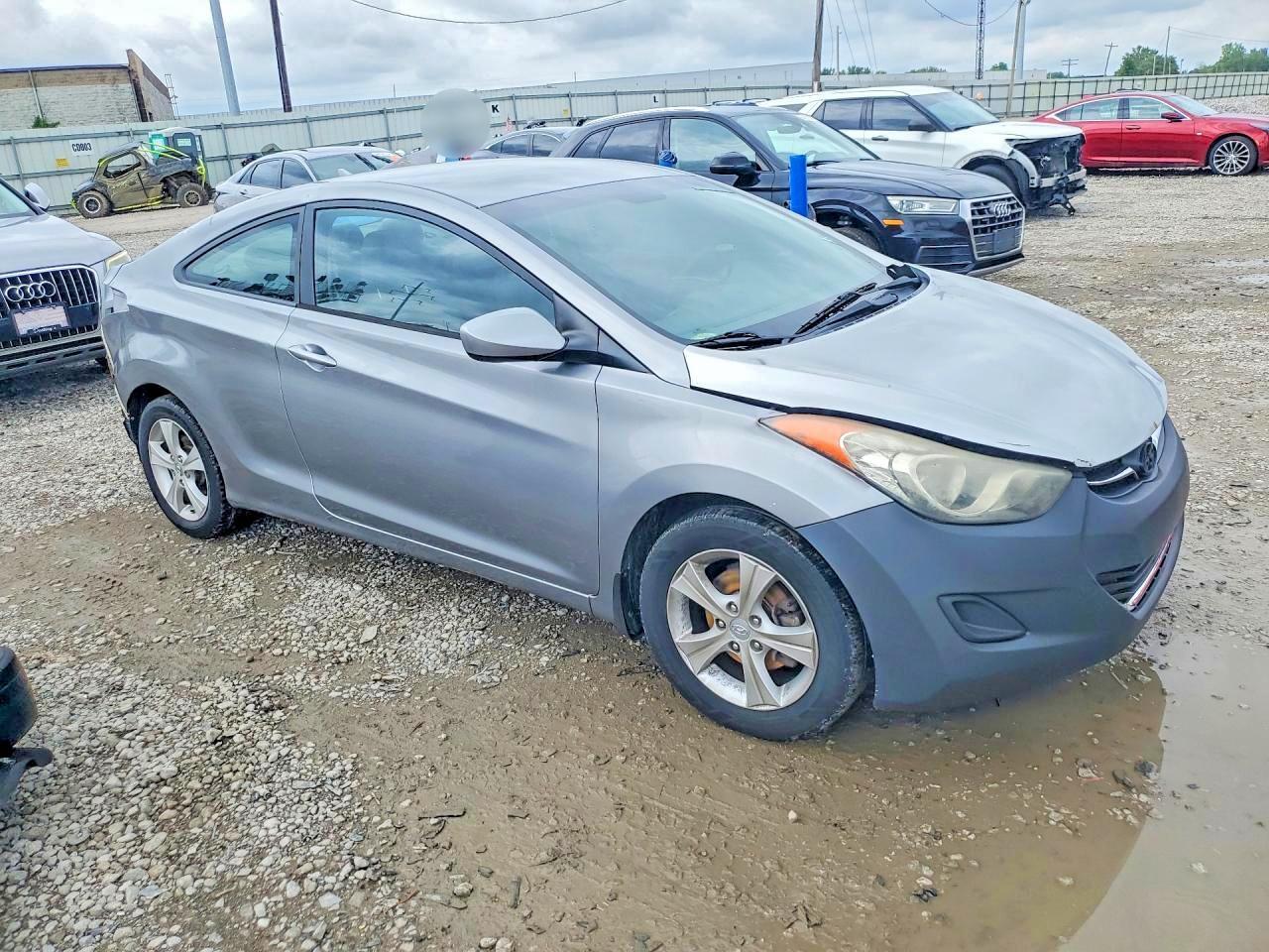 2013 HYUNDAI ELANTRA COUPE GS — Фото 4 из 13
