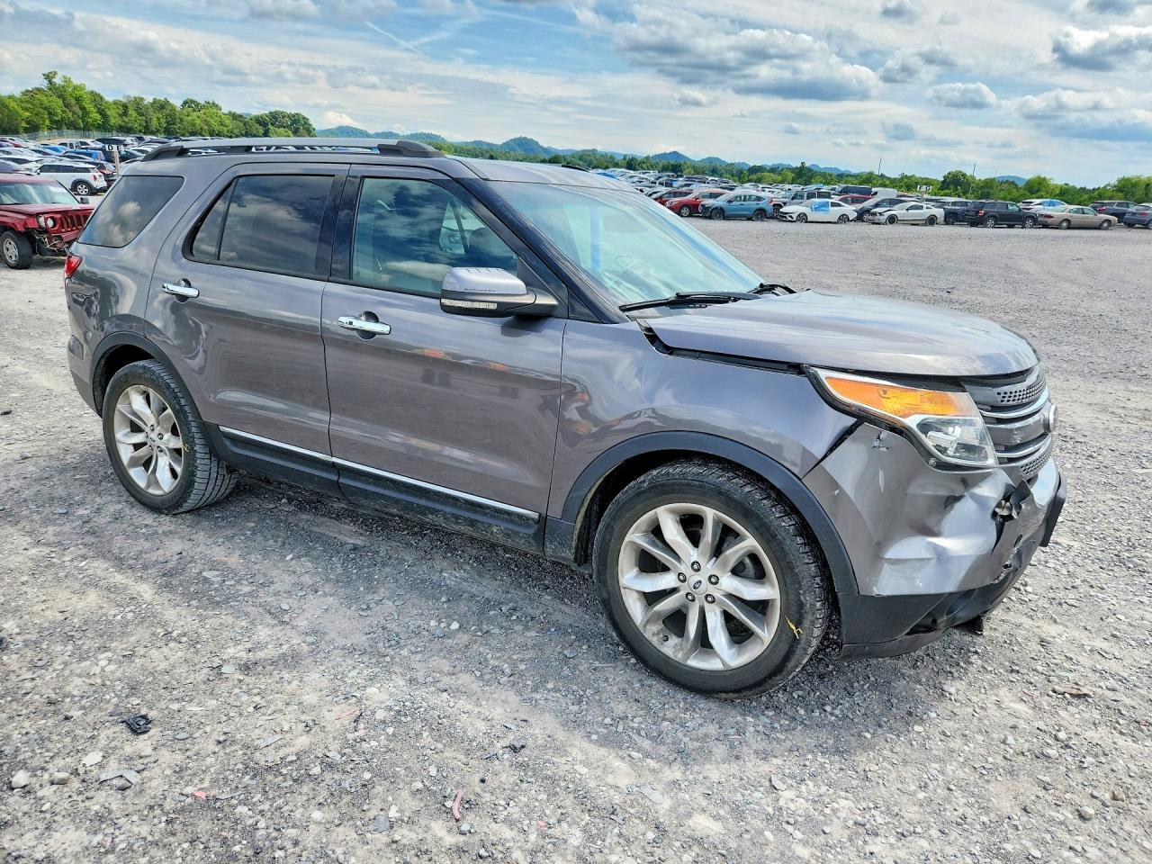 2013 FORD EXPLORER LIMITED — Фото 8 из 16
