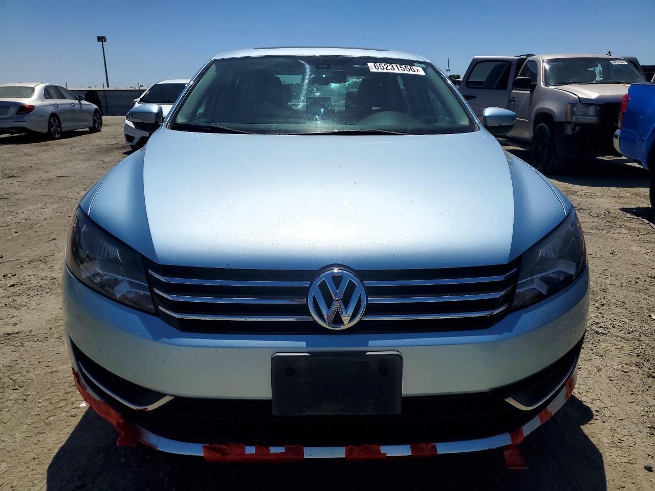 2013 VOLKSWAGEN PASSAT SE — Фото 5 из 12