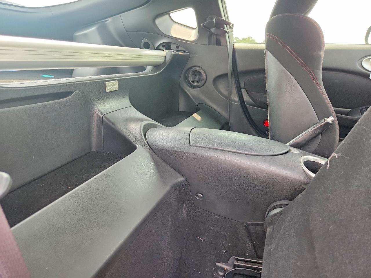2012 NISSAN 370Z BASE — Фото 10 из 12