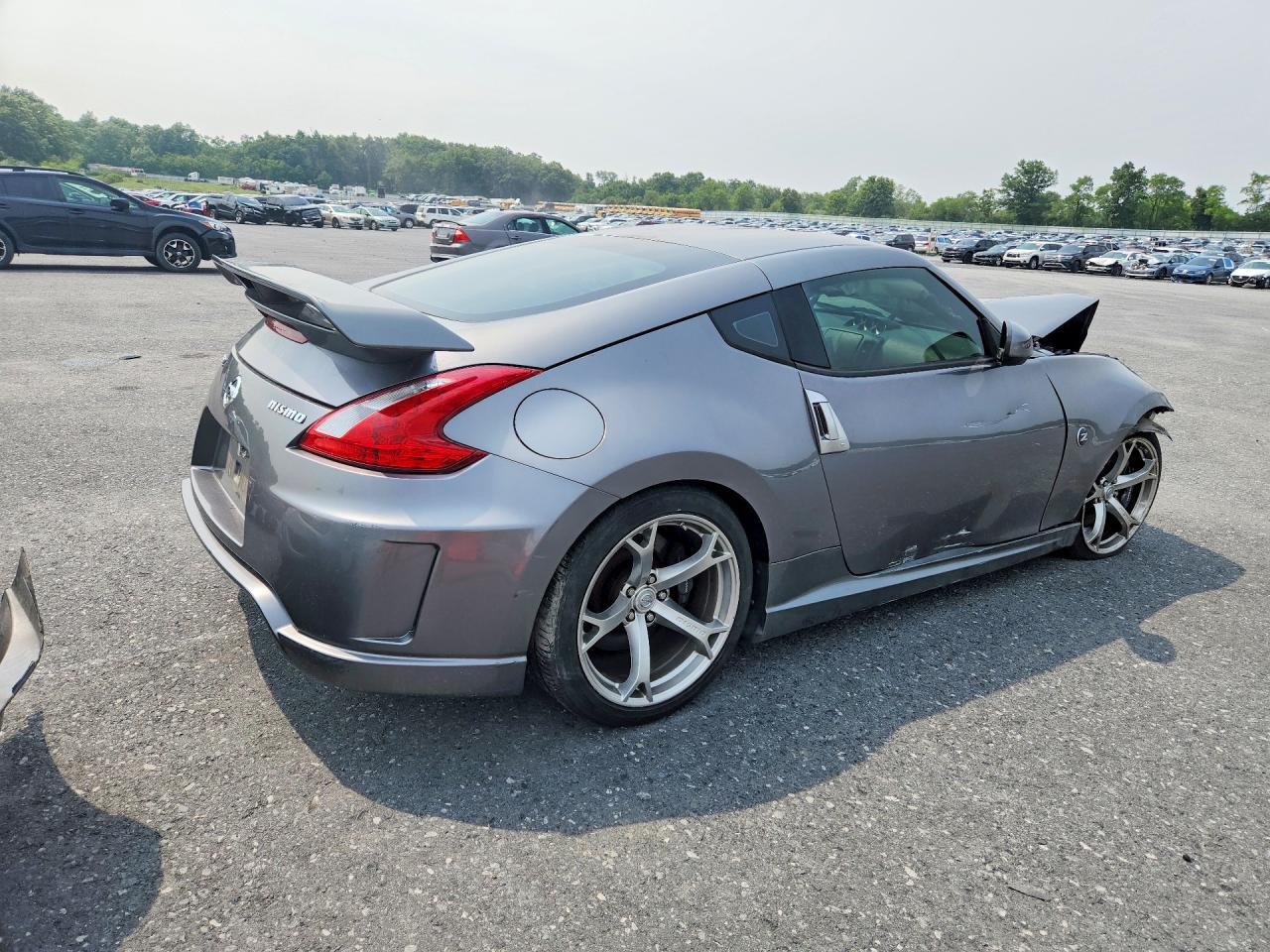 2012 NISSAN 370Z BASE — Фото 3 из 12