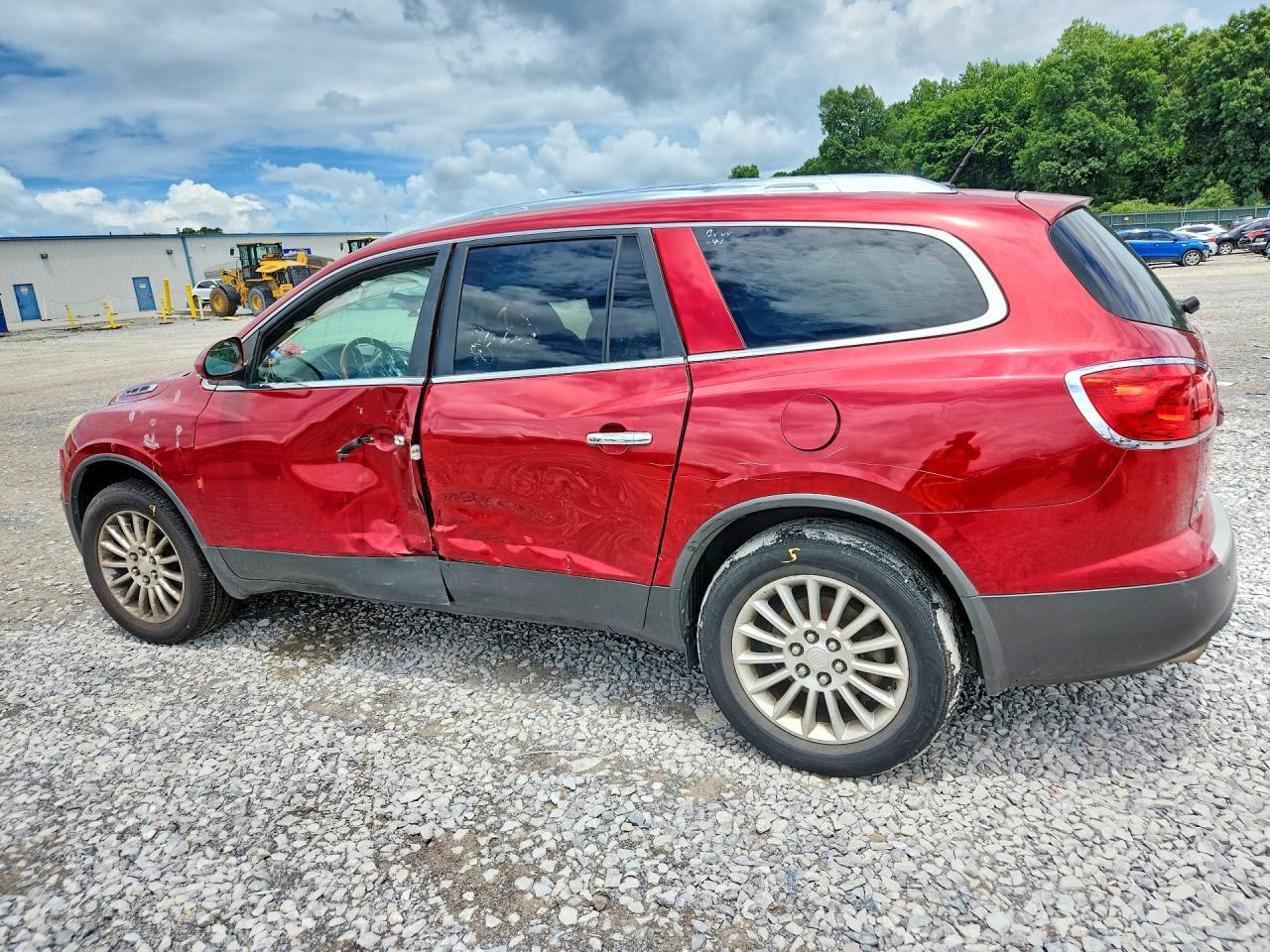 2012 BUICK ENCLAVE — Фото 2 из 13