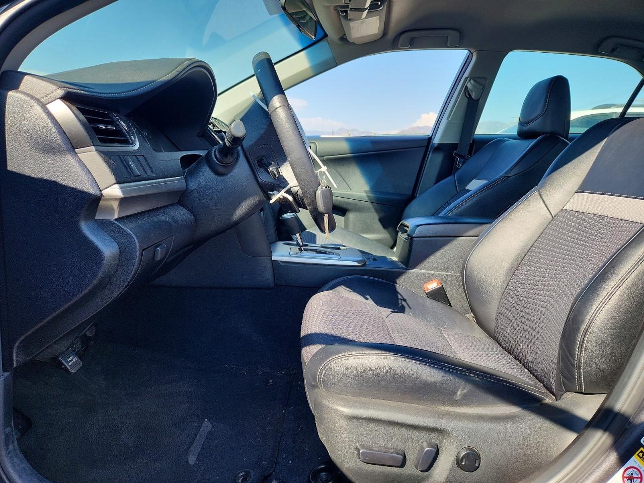2012 TOYOTA CAMRY SE — Фото 7 из 12
