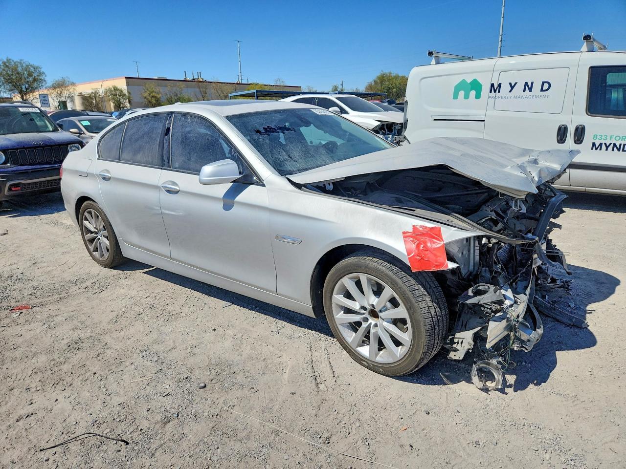 2011 BMW 528 I — Фото 4 из 12