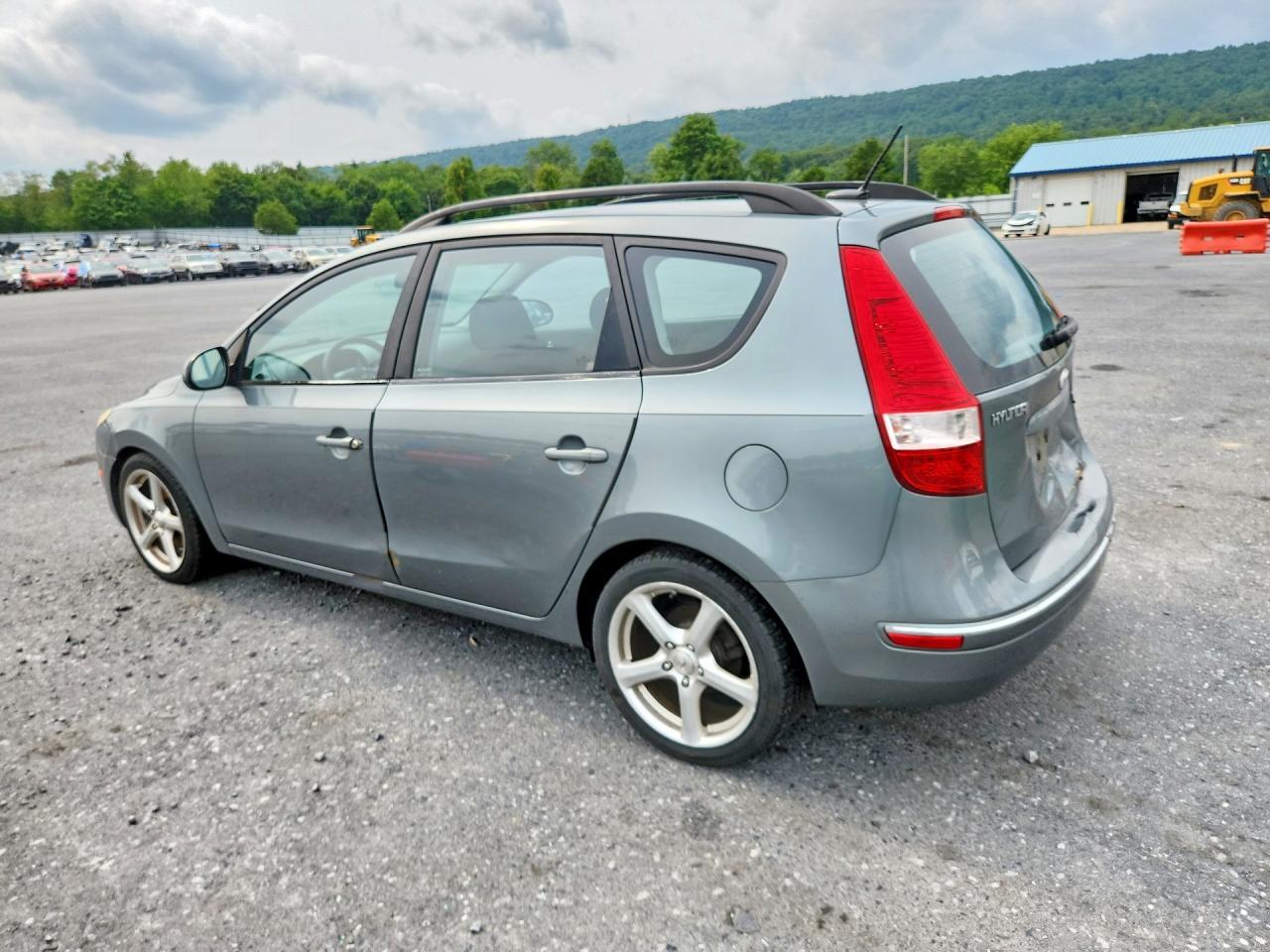2010 HYUNDAI ELANTRA TOURING SE — Фото 2 из 12