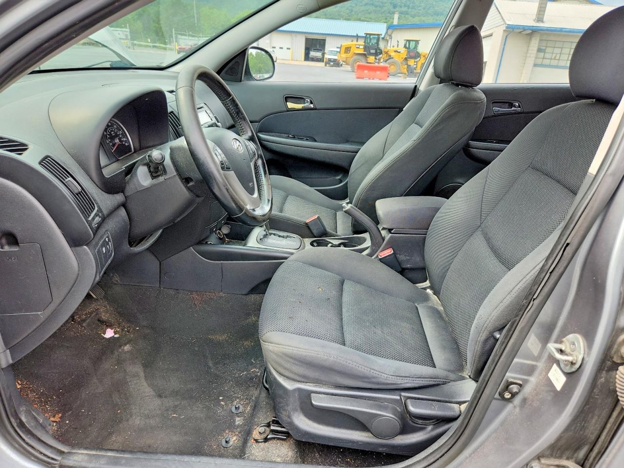 2010 HYUNDAI ELANTRA TOURING SE — Фото 7 из 12