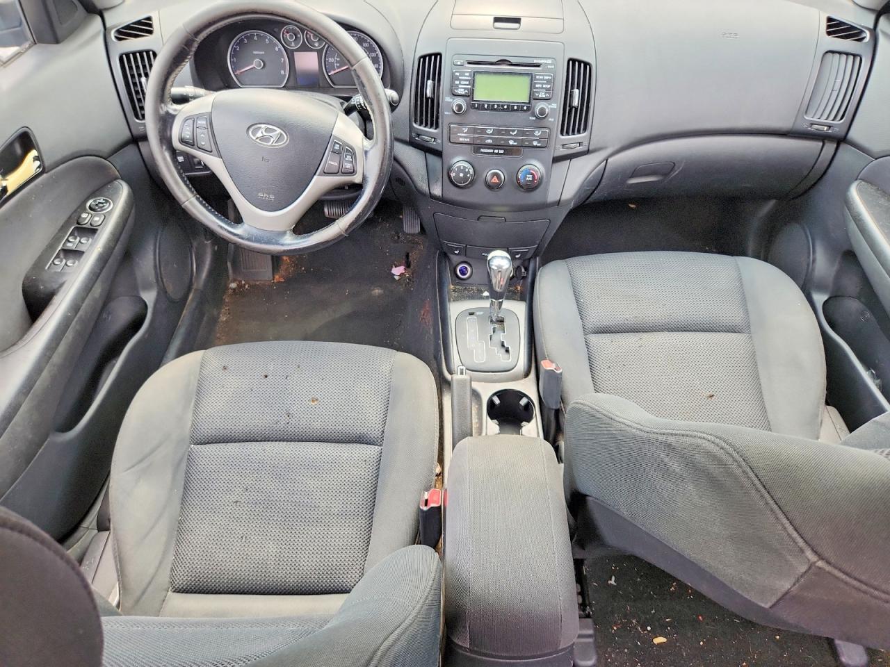 2010 HYUNDAI ELANTRA TOURING SE — Фото 8 из 12