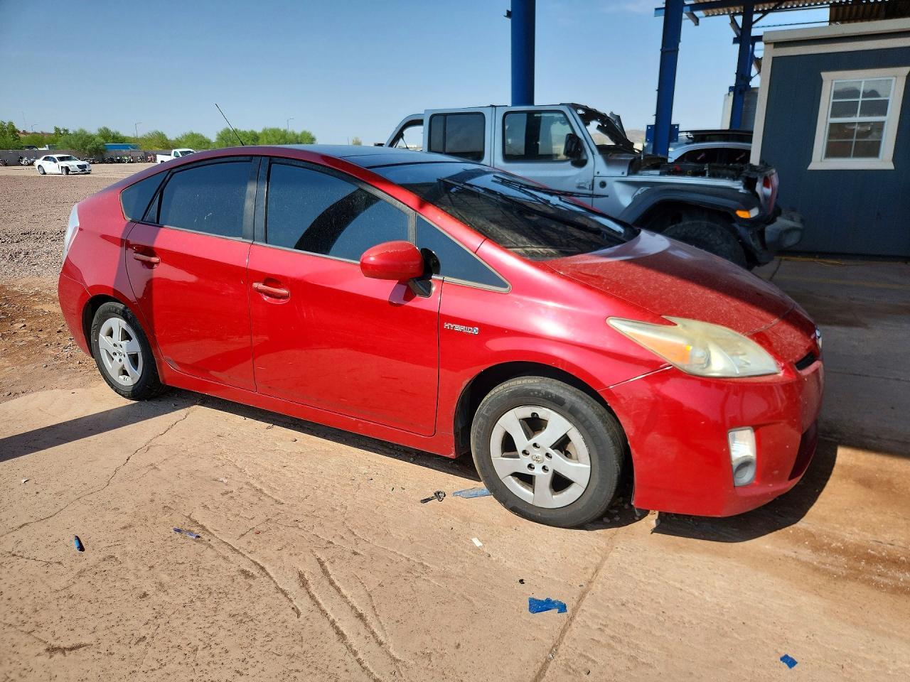 2010 TOYOTA PRIUS III — Фото 4 из 12
