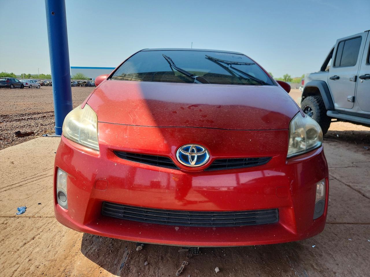 2010 TOYOTA PRIUS III — Фото 5 из 12