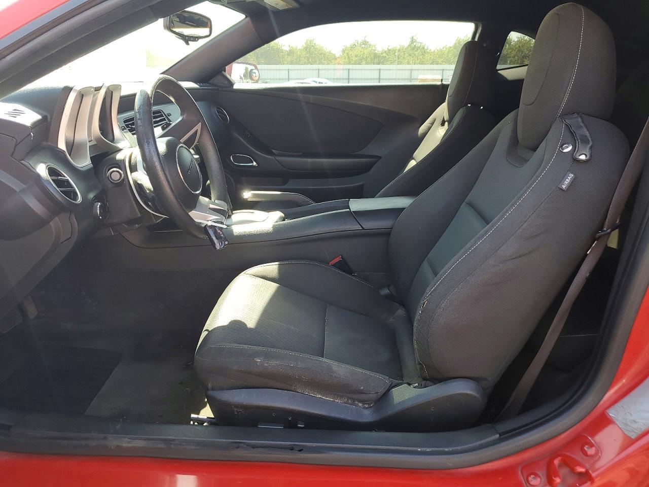 2010 CHEVROLET CAMARO LT — Фото 7 из 12