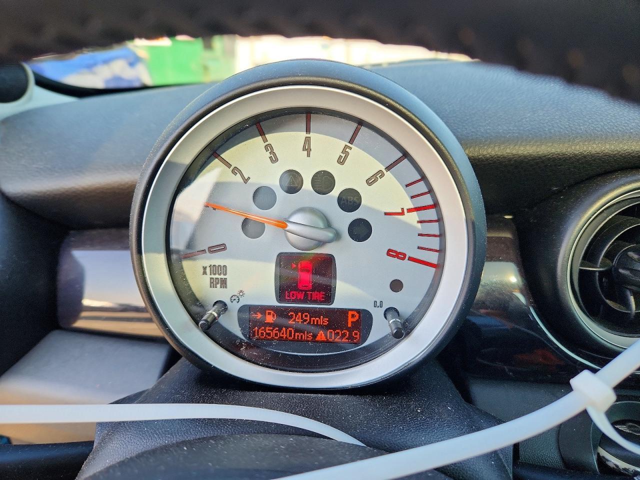 2008 MINI COOPER — Фото 9 из 13