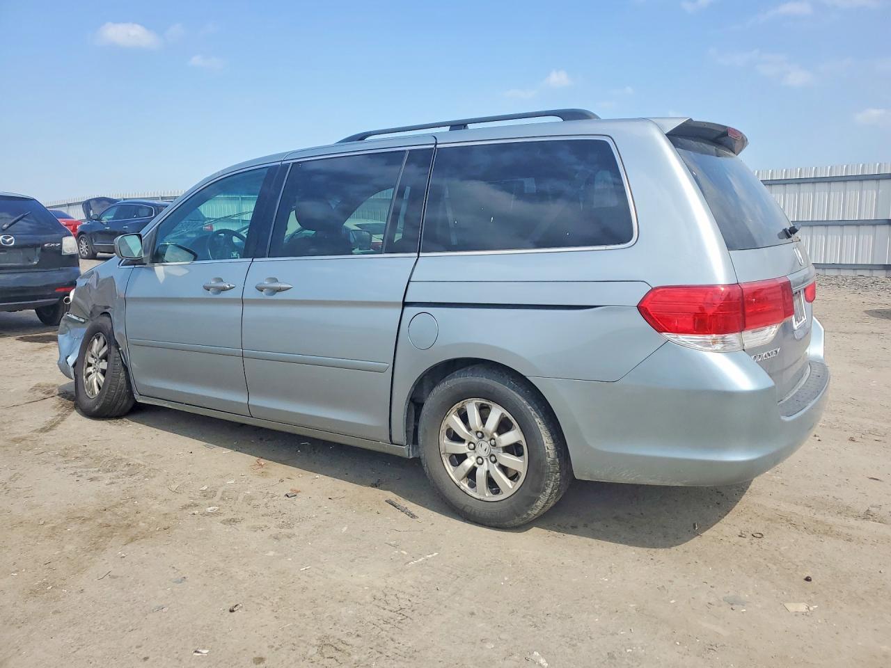 5FNRL38698B096362 2008 HONDA ODYSSEY photo no. 2