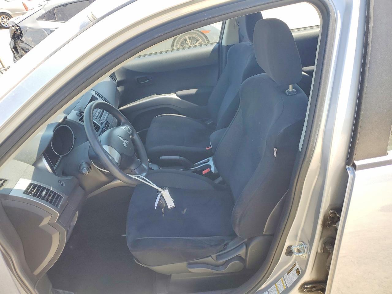 2007 MITSUBISHI OUTLANDER ES — Фото 7 из 12