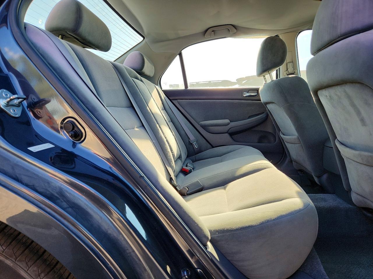 2005 HONDA ACCORD LX — Фото 10 из 12