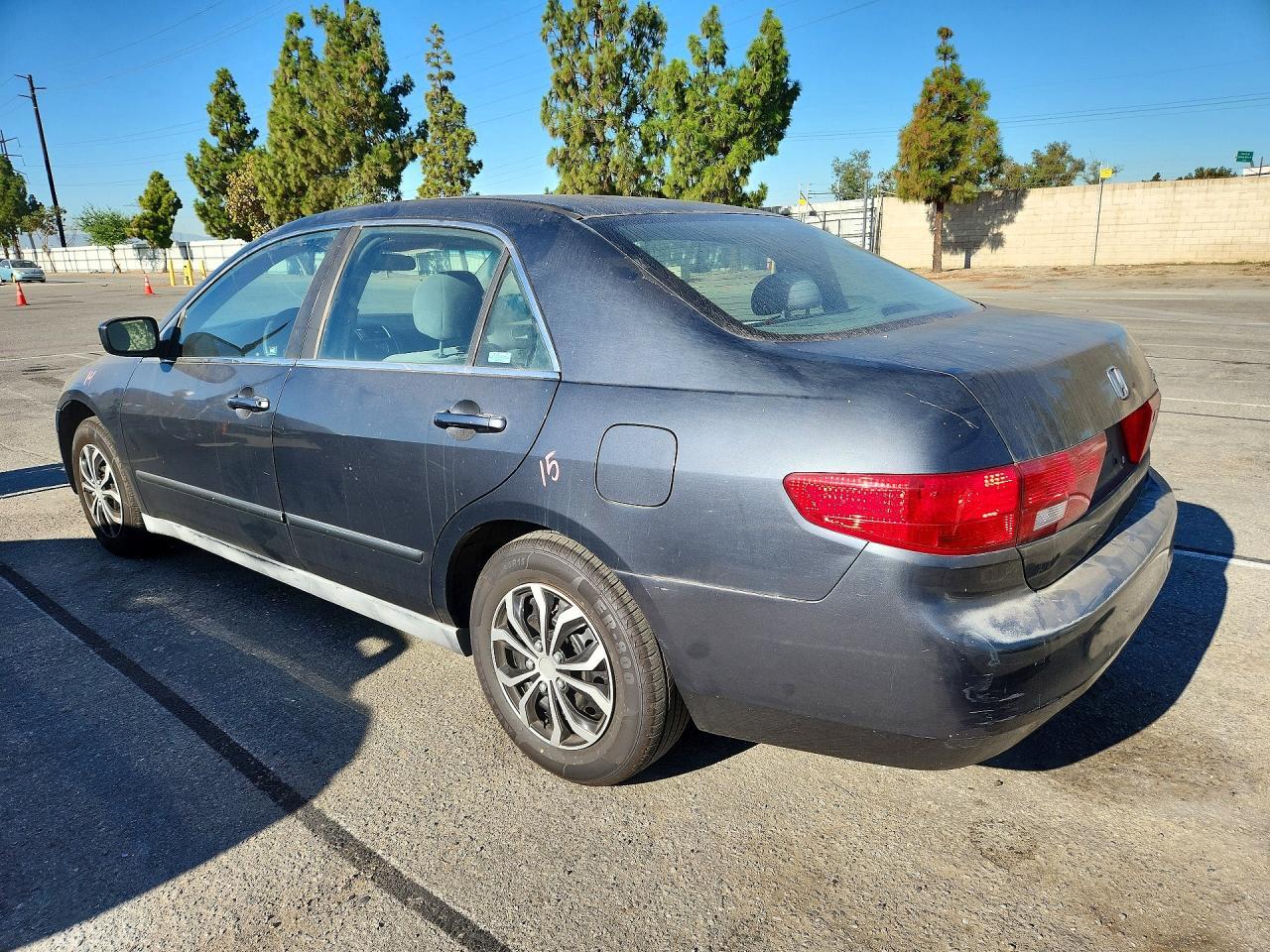 2005 HONDA ACCORD LX — Фото 2 из 12