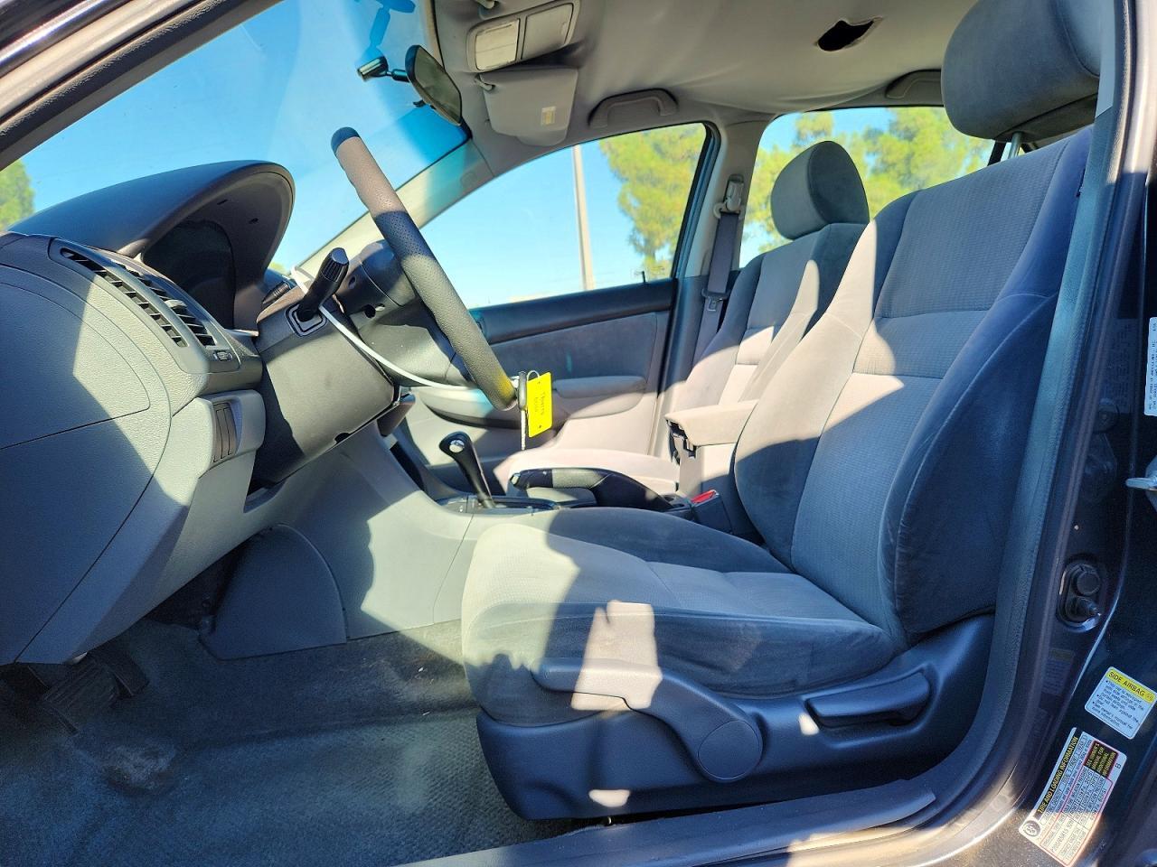 2005 HONDA ACCORD LX — Фото 7 из 12